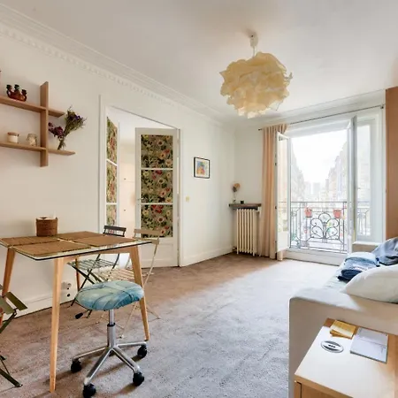 Apartment Charmant T2 A Proximite De La Tour Eiffel